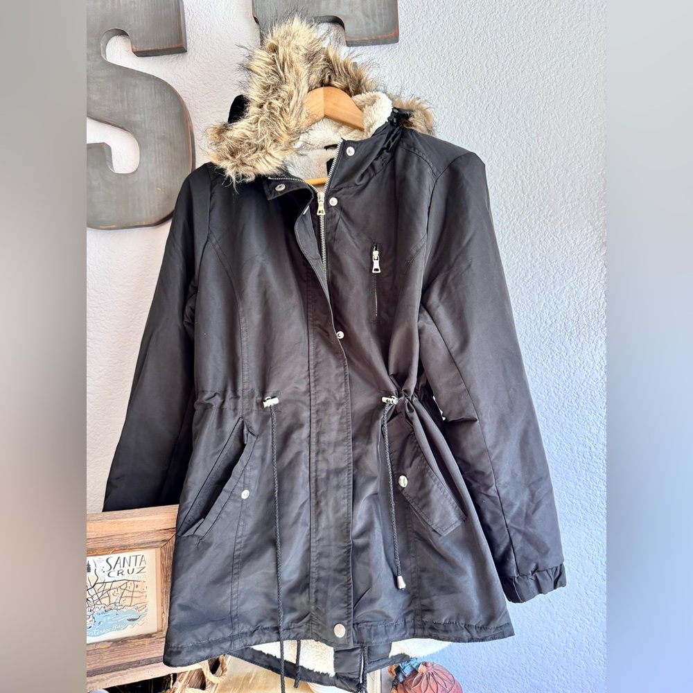 Forever 21 faur fur hooded sherpa lined jacket